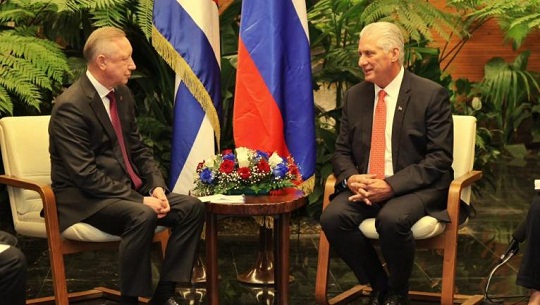 Recibe Díaz-Canel a gobernador de San Petersburgo