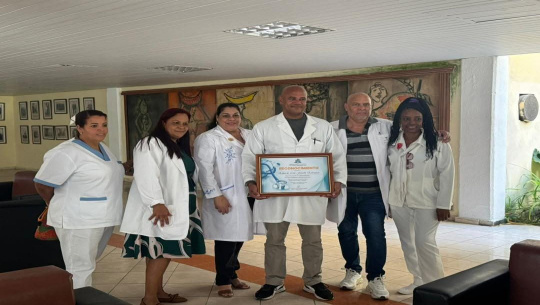 Felicitan CDR cienfuegueros a trabajadores de la Salud 