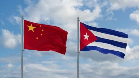 China apoya firmemente a Cuba en la defensa de su soberanía y seguridad nacionales
