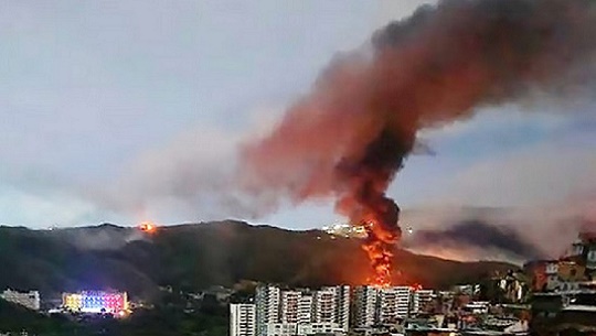 🎧 Con palabra propia: Venezuela bajo ataque militar del gobierno de EE.UU.