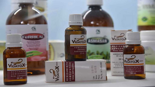 Garantiza Cienfuegos producción de Vidatox para la exportación
