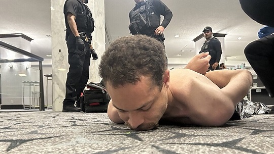 De maestro del mes a tirador del día: qué se sabe del autor de disparos en un evento con Trump