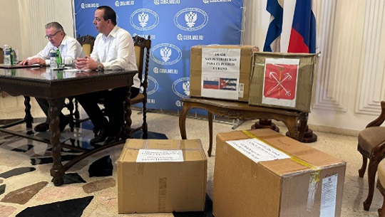 Entrega Rusia a Cuba donativo de medicamentos