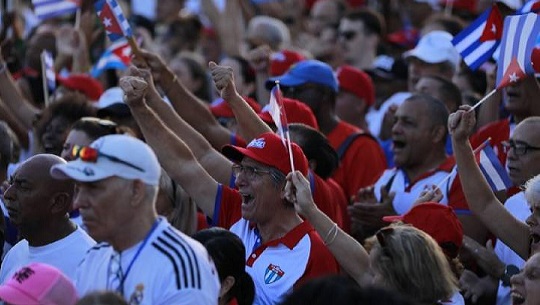 El pueblo digno de Cuba expresó rotundo apoyo a Raúl Castro