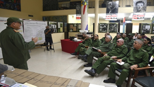 Díaz-Canel visita Zona de Defensa “Carmelo” en La Habana