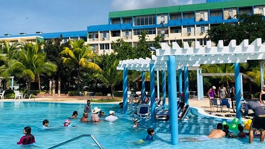 Hotel Pasacaballo, de Cienfuegos, celebra su cumpleaños 50 con reapertura de servicios para disfrutar el verano