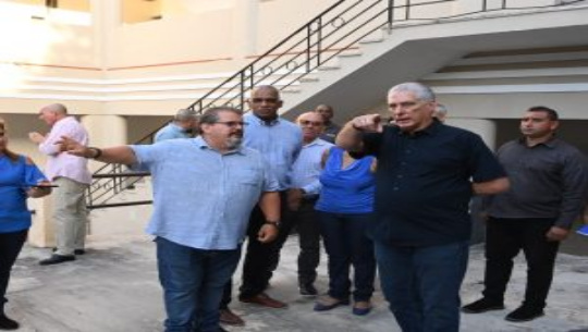 Visita Díaz-Canel nueva sede del ISDi y la Sociedad de Interfaz de Ciencia y Tecnología de la CUJAE