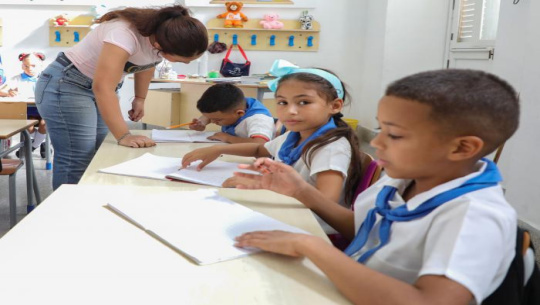 Debaten en Cienfuegos sobre anteproyecto de Ley de Educación